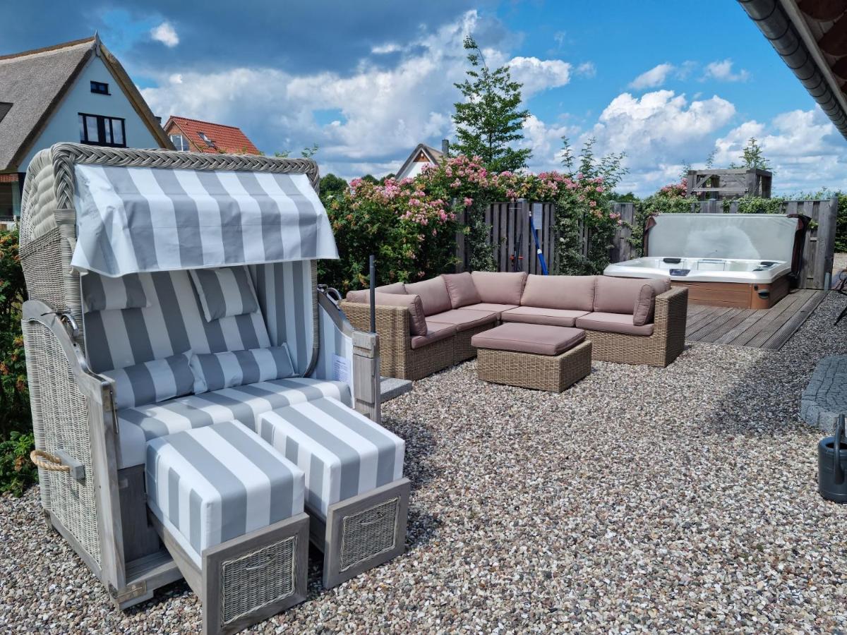 Ostsee-Wellnesslandhaus Mit Sauna, Jacuzzi, Innenwhirlpool Kalkhorst Dış mekan fotoğraf